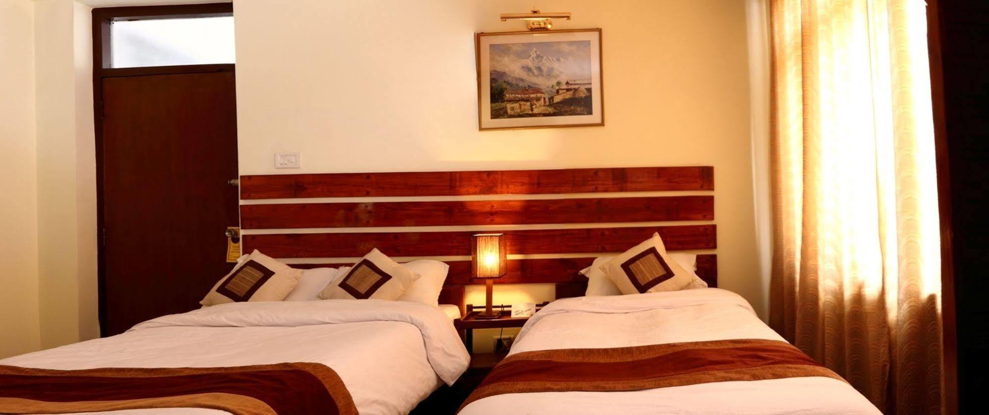 Hotel Thorong Peak Kathmandu Esterno foto